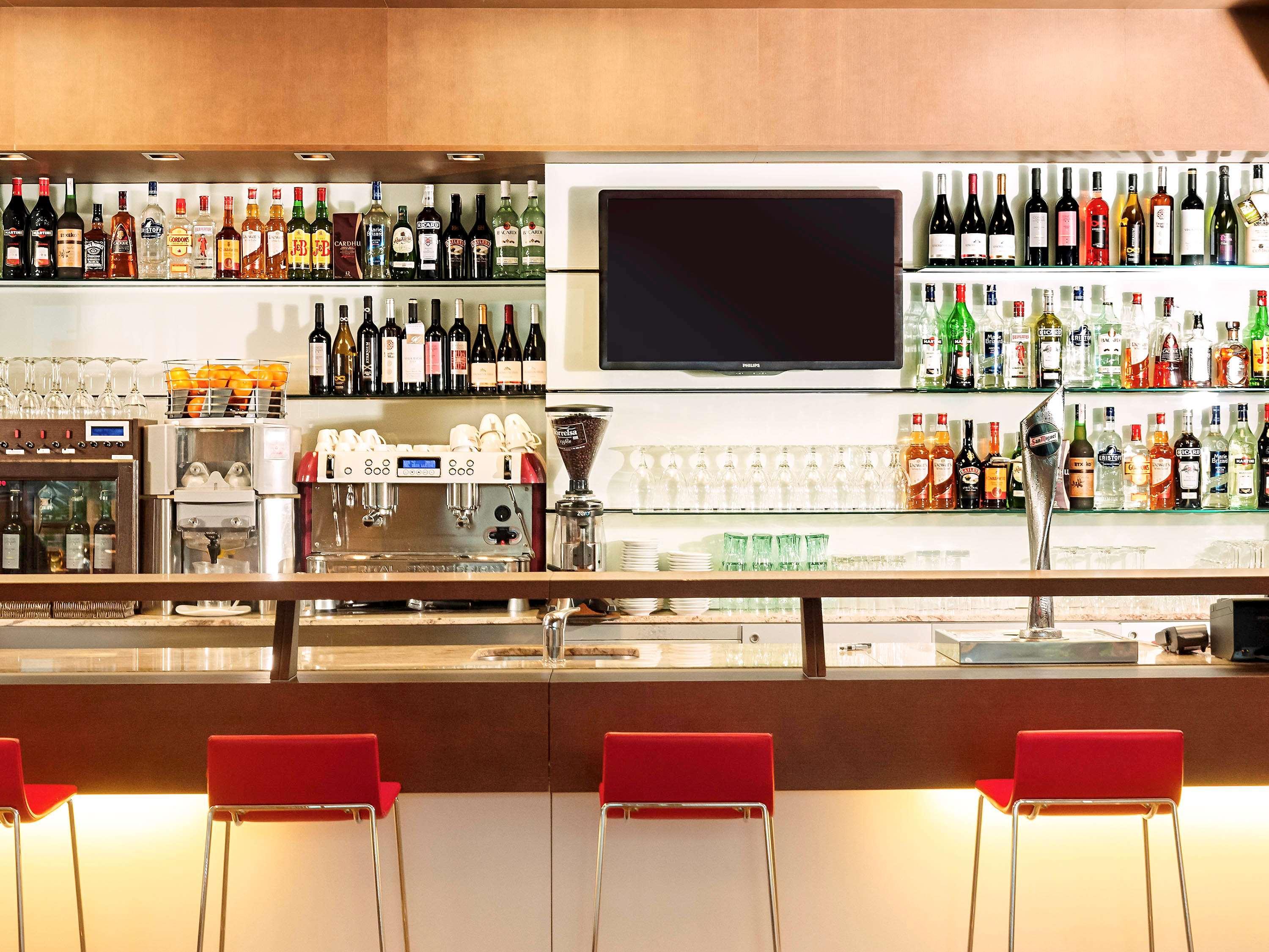 Ibis Lleida Hotel Екстериор снимка