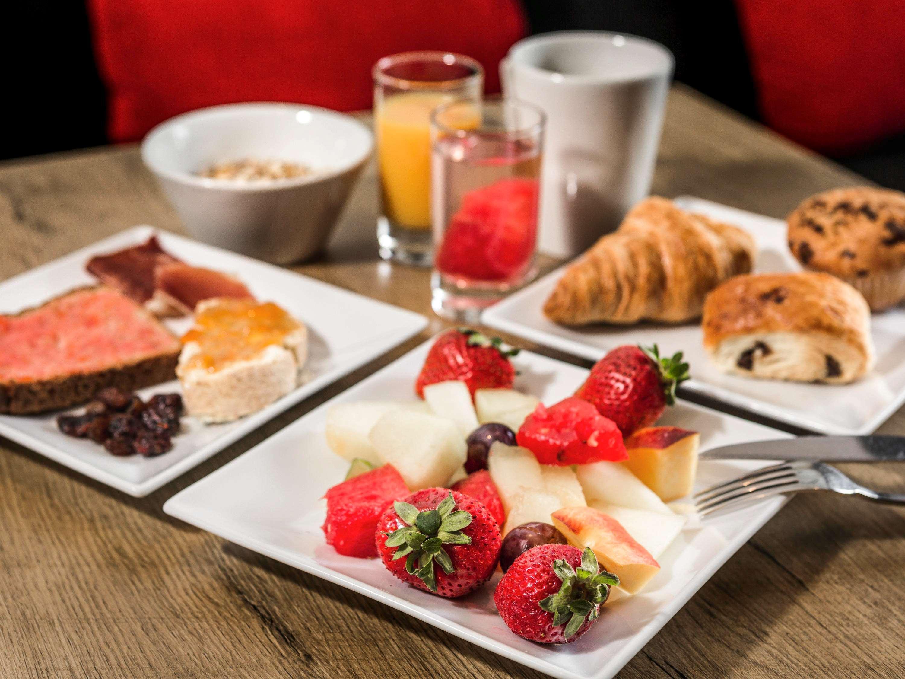 Ibis Lleida Hotel Екстериор снимка
