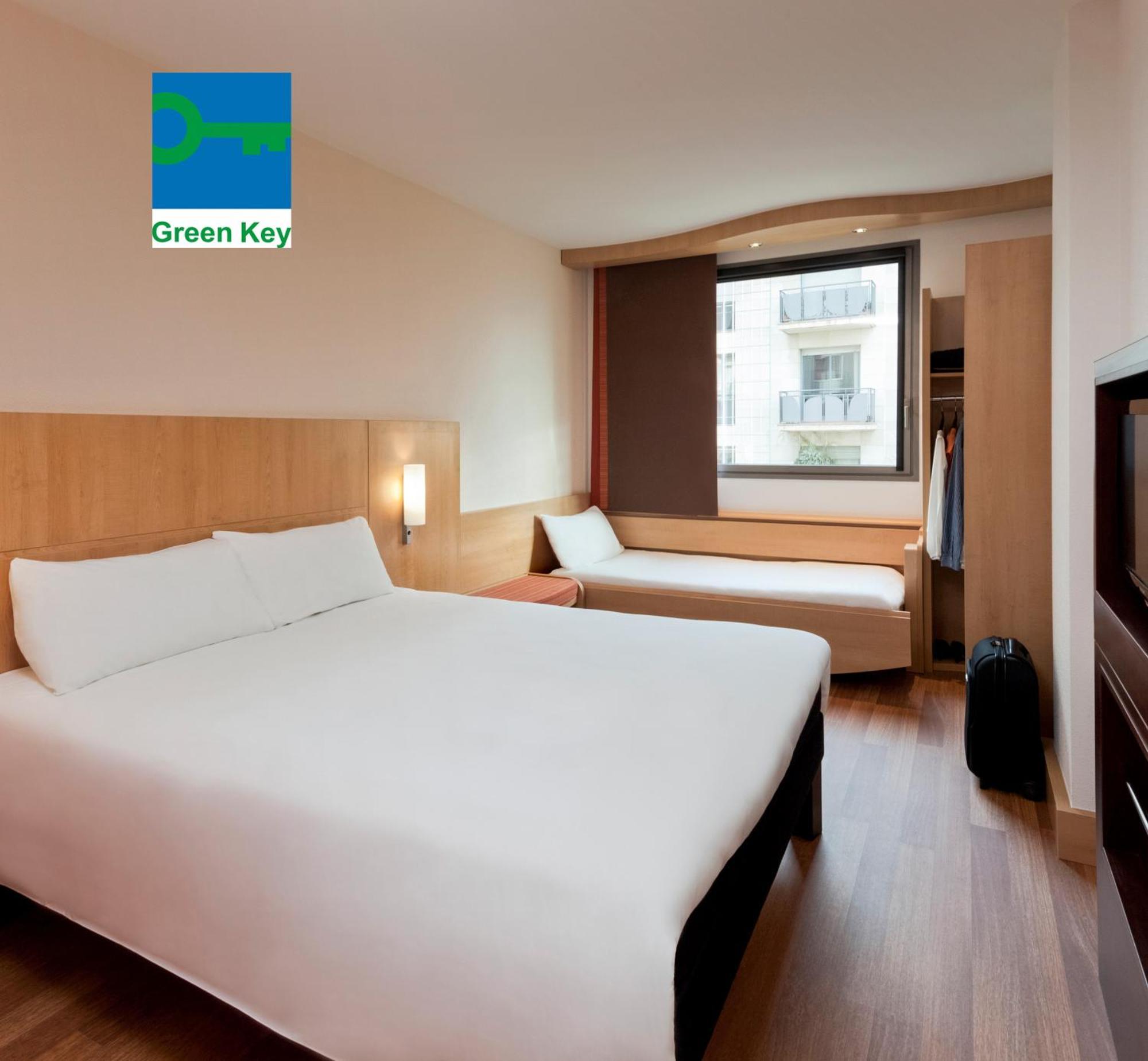 Ibis Lleida Hotel Екстериор снимка