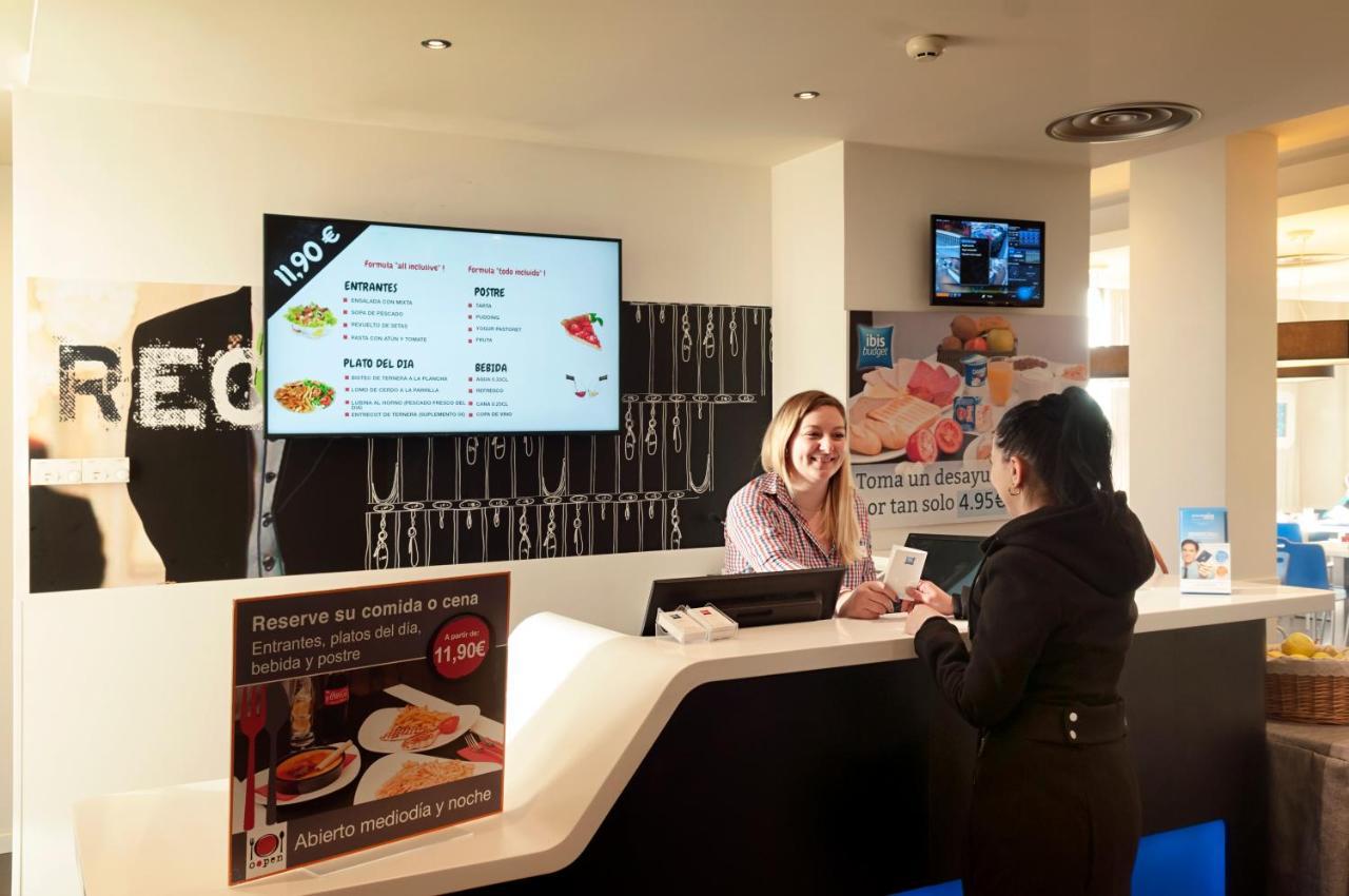 Ibis Lleida Hotel Екстериор снимка